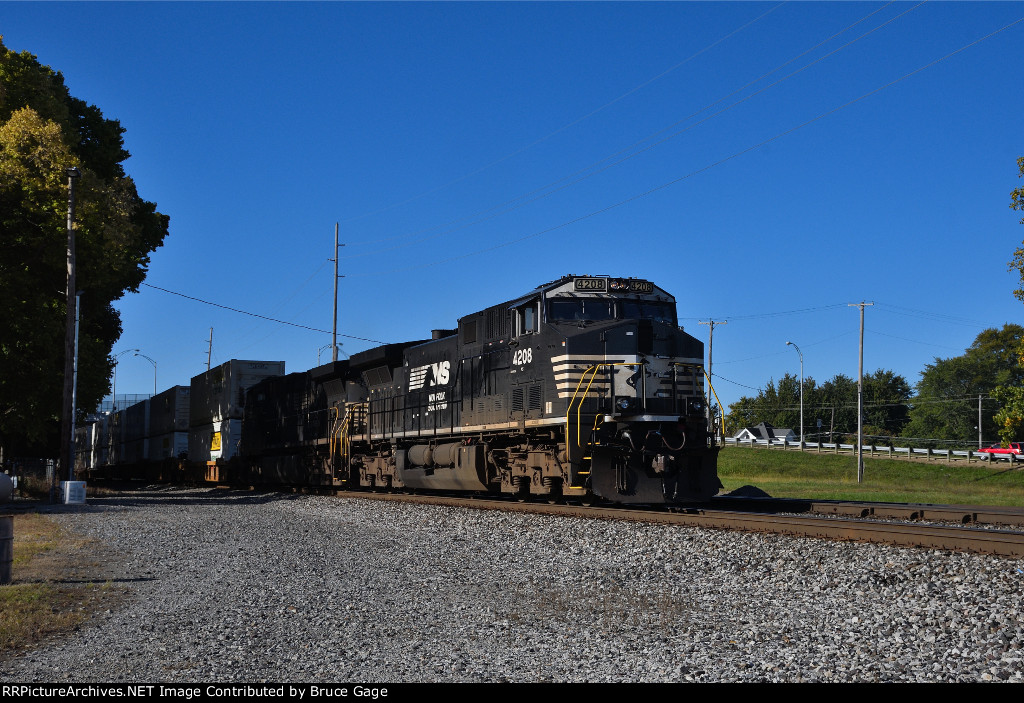 NS 4208